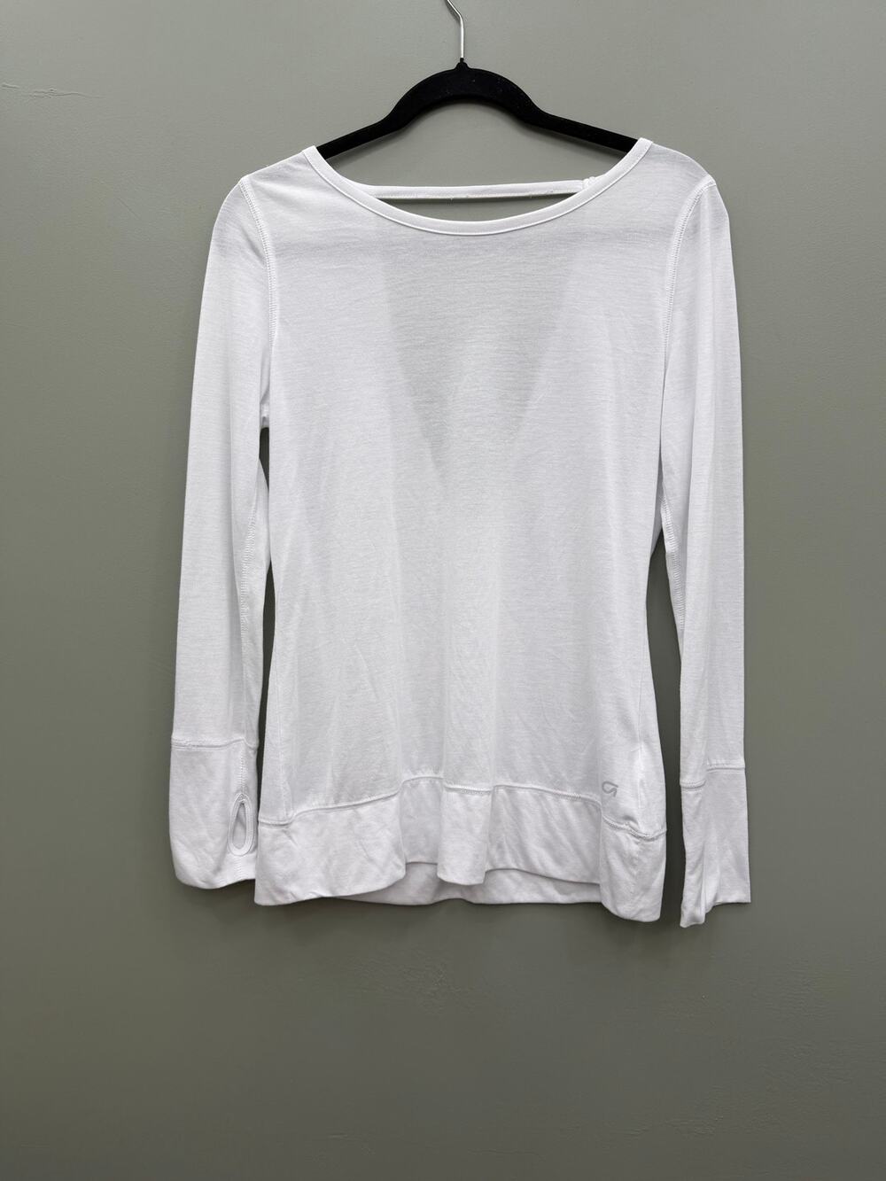 GapFit gDry Open Back Long Sleeve Top M White Thumbholes Yoga Athleisure